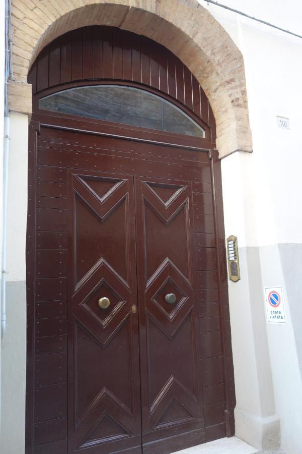 Central- Views - Air Conditioning - Easy Parking -Self Check In Perugia Eksteriør bilde